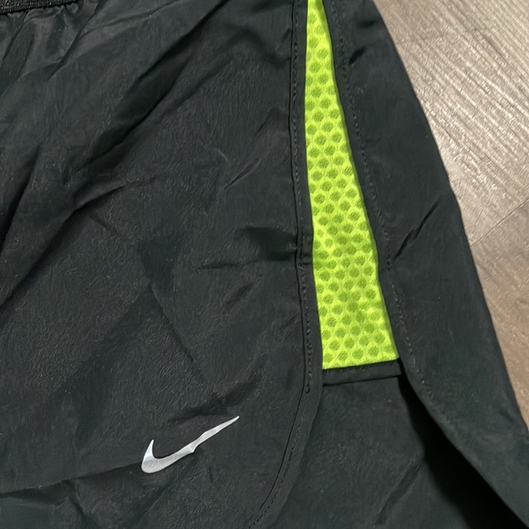 Black Women’s Nike Dri-Fit Shorts - Picture 2 of 3